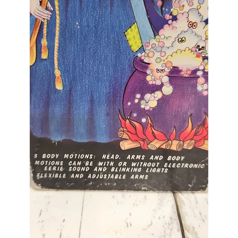 Vintage 1988 Funny Toys Halloween Animated Witch Lights Sound Motion With Box